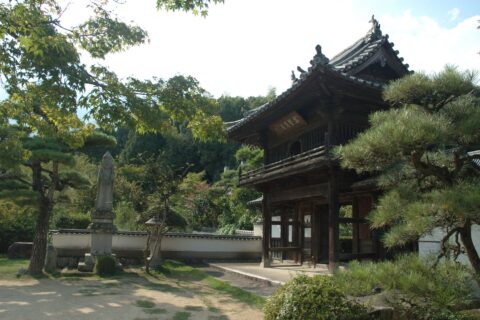 San-mon gate