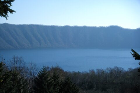 倶多楽湖（北海道白老郡白老町）