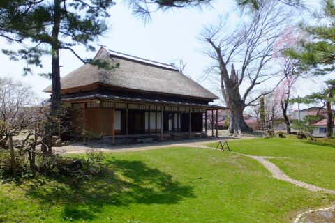 旧秋田藩主佐竹氏別邸（如斯亭）にて