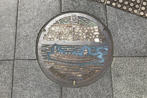 熊本県人吉市のマンホール蓋
