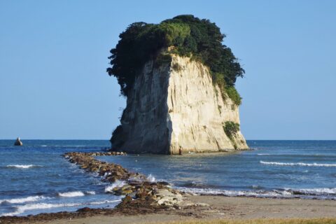 見附島。
