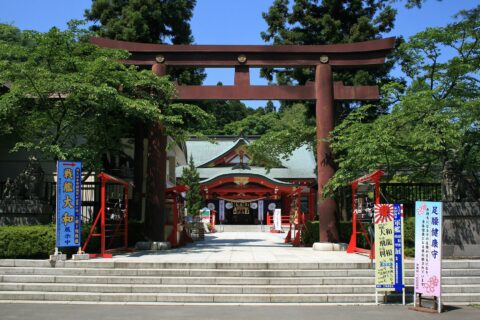 ​宮城縣護國神社の鳥居。日本の宮城県仙台市青葉区川内天守台にある。