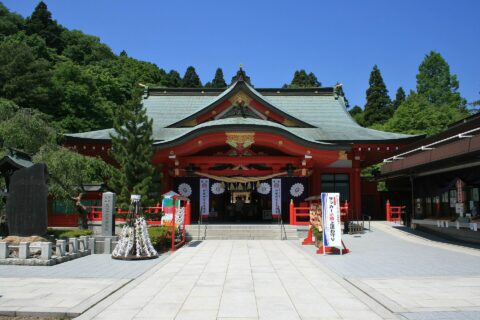 宮城縣護國神社の拝殿。日本の宮城県仙台市青葉区川内天守台にある。