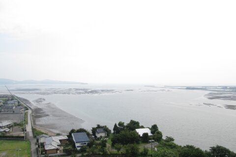 大分県杵築市の守江湾（杵築城跡から撮影）。八坂川が注ぐ。