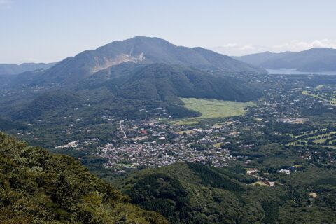 金時山より望む神山