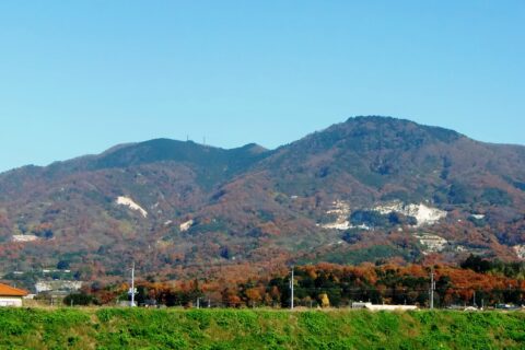 Mt.Tsubakuro;left and Mt.Kaba;right from Makabe, Sakuragawa city, Ibaraki prefecture, Japan.