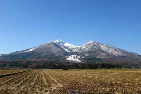 磐梯山 東側から 福島県猪苗代町