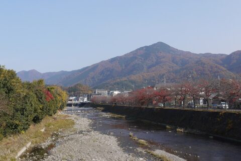 秋の比叡山。馬橋から。紅葉の盛りの頃。
