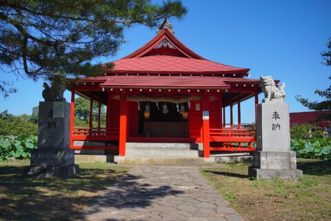 ​猿賀神社の境内社である胸肩神社