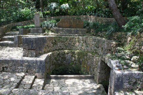 識名園。所在地は沖縄県那覇市。ユネスコ世界文化遺産「琉球王国のグスク及び関連遺産群」の一部