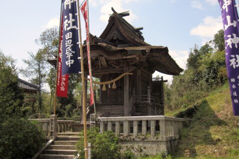 中山神社 (津山市) 末社 総神殿