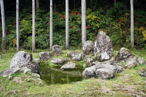 一乗谷朝倉氏遺跡の南陽寺跡庭園は国指定特別名勝。 福井県福井市。