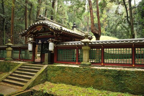 根来寺 興教大師廟