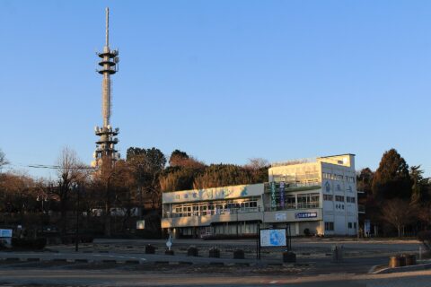 日本平デジタルタワー、静岡県静岡市清水区日本平の山頂部にて