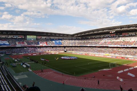 日産スタジアムピッチ