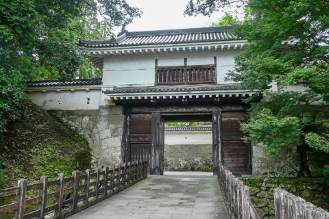 宮崎県日南市にある旧飫肥城下町の飫肥地区。飫肥城大手門