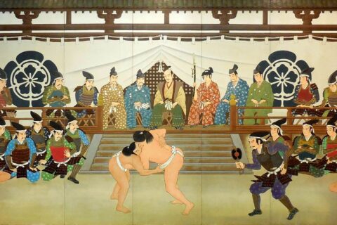 天正六年（1578年）、織田信長が安土城にて相撲を観戦。 両国国技館の「織田信長公相撲観覧之図」