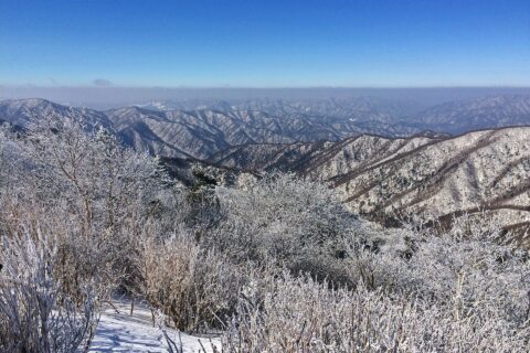This photo was taken from Birobong Peak in Odaesan National Park.