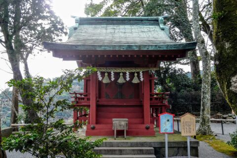 ​静岡県熱海市伊豆山にある伊豆山神社の境内社 雷電社