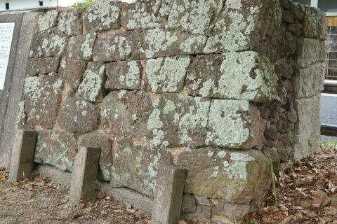 A sample of stone wall for protection of moat around Saga Castle.