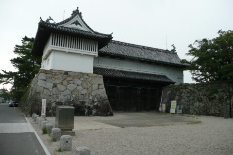 佐賀城の鯱門