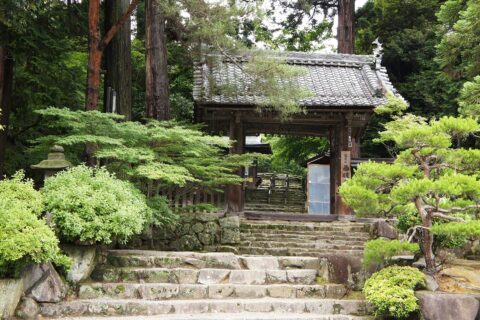 西明寺, 滋賀県甲良町