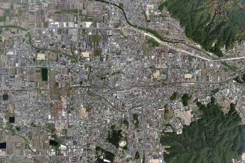 桜井市（奈良県）中心部周辺の空中写真。CKK20083-C6-37からCKK20083-C6-40、CKK20083-C8-37からCKK20083-C8-40、CKK20083-C10-37からCKK20083-C10-40の合計12枚を合成作成。