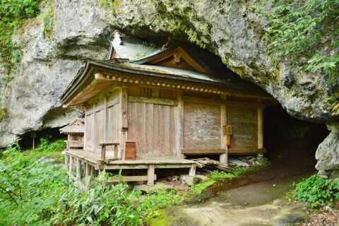 三仏寺 観音堂
