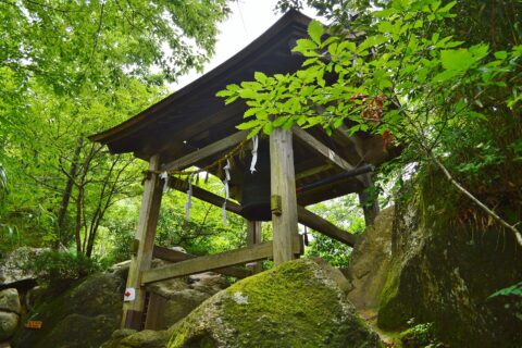 三仏寺 鐘楼堂