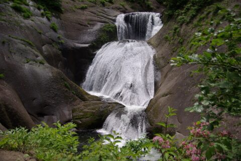 小又峡の三階滝（秋田県北秋田市）
