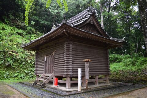西寒多神社 神庫