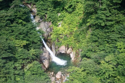 Shirasagi Falls (Shirasagi-no-taki) in Minakami, Gunma Prefecture, Japan.
