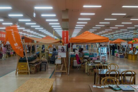令和 6 年能登半島地震後に輪島市内のショッピングセンター「ワイプラザ」内に出店した「出張輪島朝市」