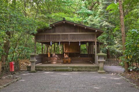 祖霊社 （神奈川県鎌倉市・鶴岡八幡宮）