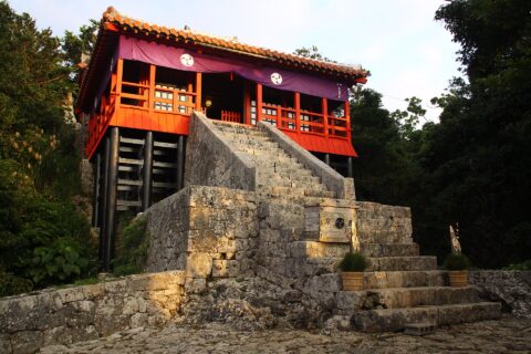 Sueyoshi-gū Haiden