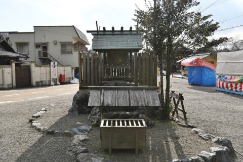 多度大社 境内鉾立社