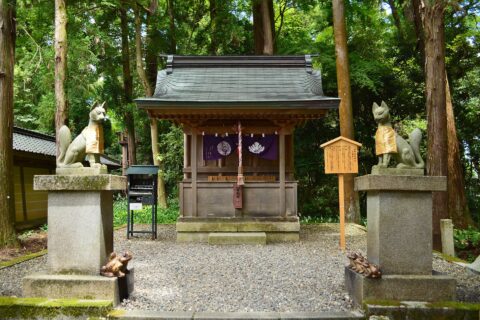 多賀大社 境内稲荷神社