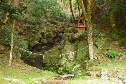 談山神社 龍神社