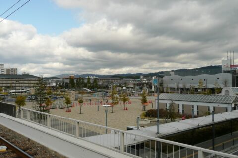 Kinki Nippon Railway,Tenri Line & West Japan Railway,Sakurai Line,Tenri Station plaza. / 天理駅・駅前広場