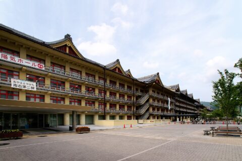 天理参考館。 所在地は奈良県天理市。