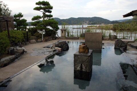 東郷温泉, 鳥取県湯梨浜町