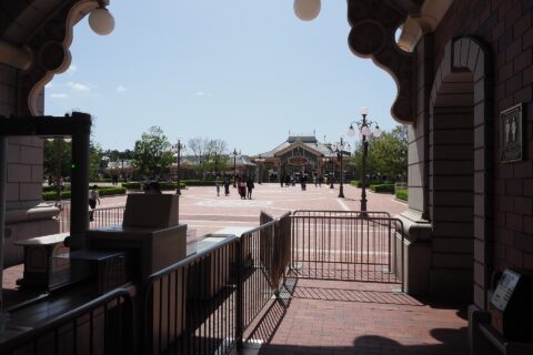 Tokyo Disney Resort Line