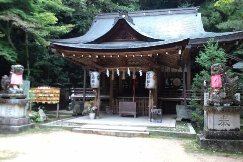 等彌神社 上ツ尾社