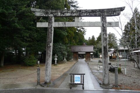 ​島根県出雲市にある須佐神社。境内入り口の鳥居。