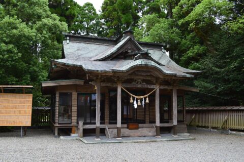 都農神社 神楽殿