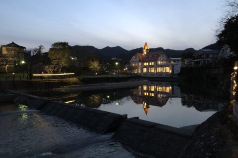 ja:嬉野温泉、シーボルトの湯の夕景