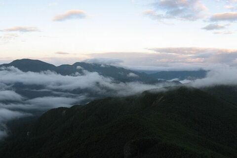 甲武信ヶ岳山頂からの眺め