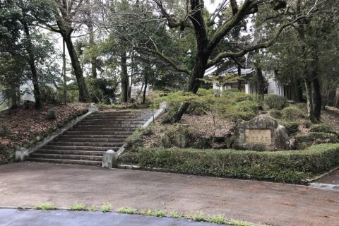 山口県立山口博物館・防長先賢堂(旧県立教育博物館)の遠景