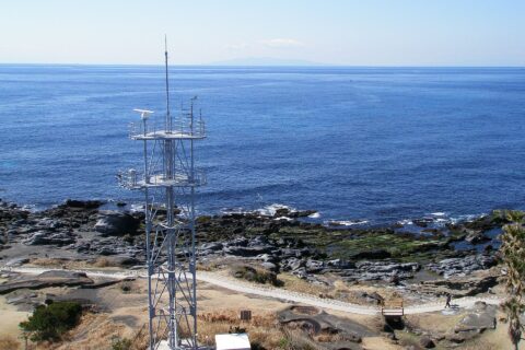 野島埼灯台からの眺望（南西、伊豆大島方向）。