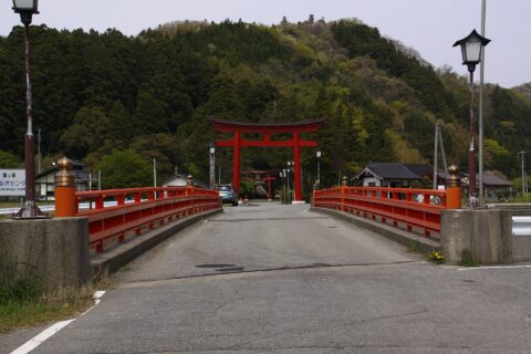 ​度津神社 一の鳥居